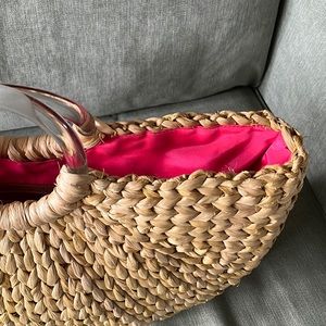 Kate Spade woven straw purse/tote acrylic handles, and pink linking w/ 3 pockets